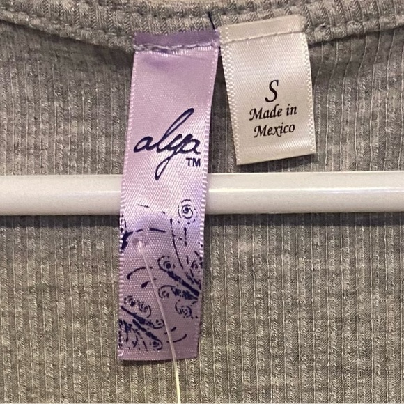 Nwt alya Sz-S Aline Gray Ribbed Tee-Shirt Dress Simplicity w/Eight Faux Buttons - Picture 14 of 16